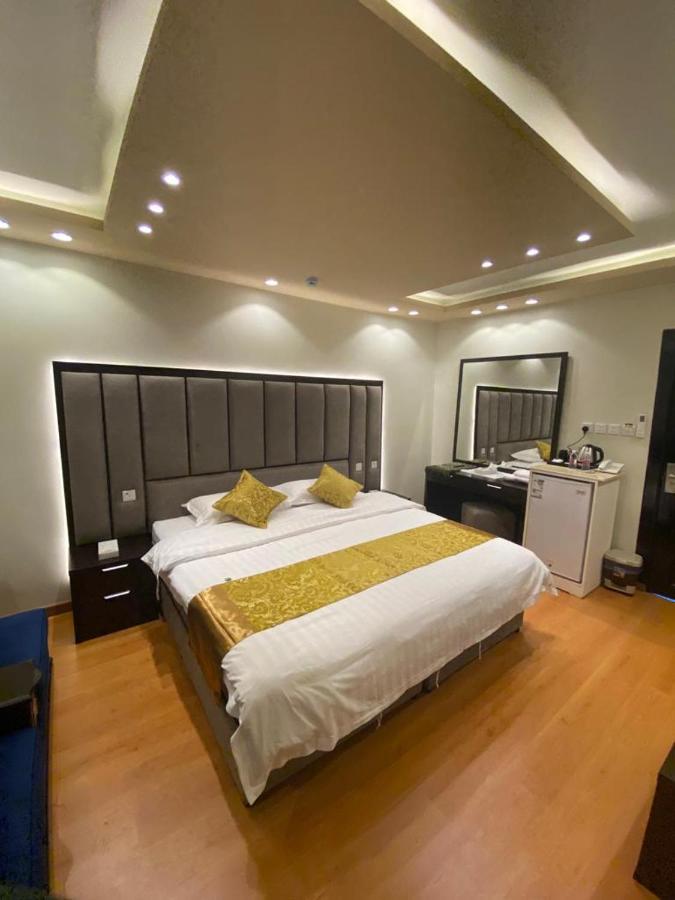 فندق ادوماتو Adomato Hotel Dawmat al-Jandal Eksteriør billede